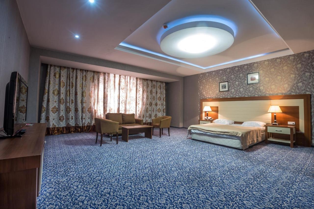 Mont Inn Hotel Baku Eksteriør bilde
