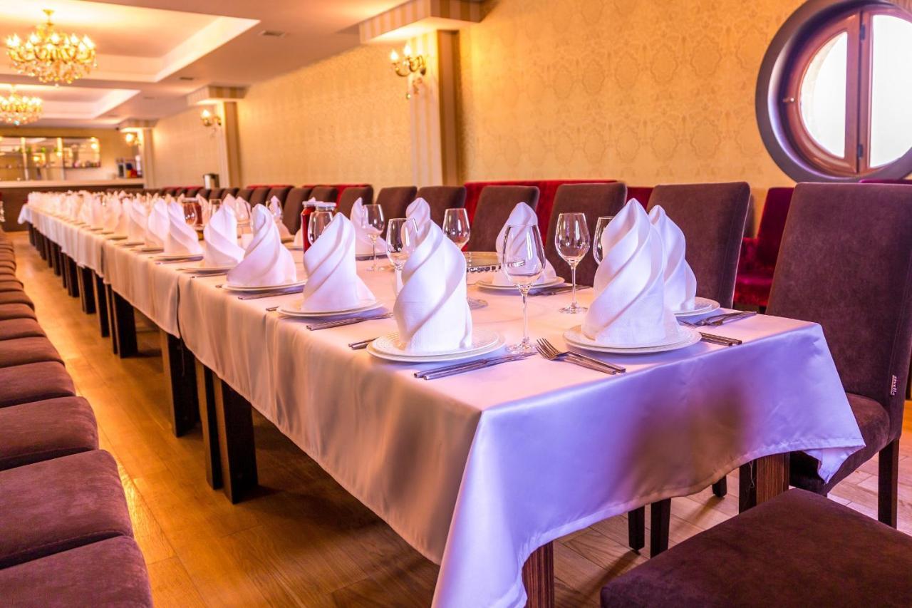 Mont Inn Hotel Baku Eksteriør bilde