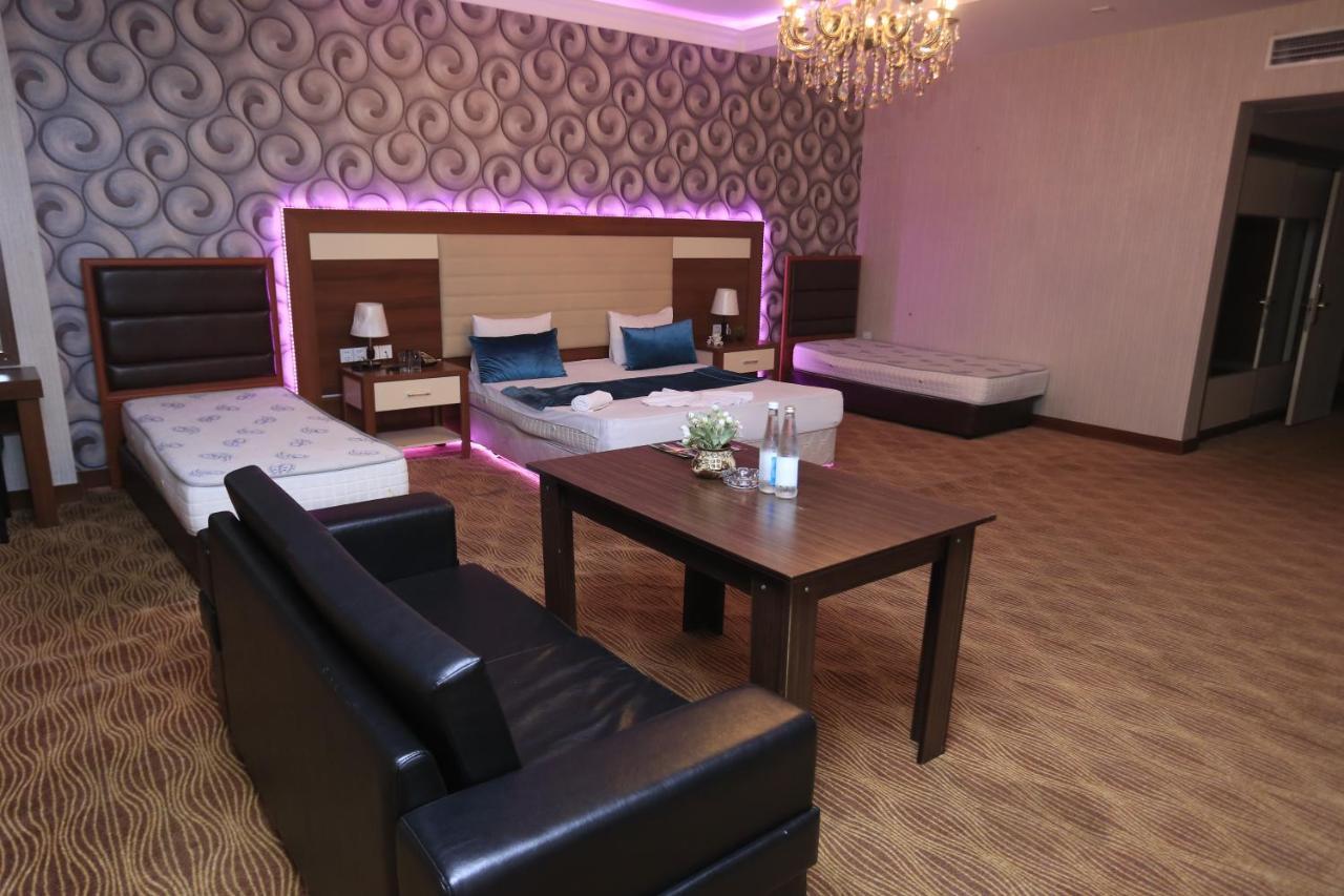 Mont Inn Hotel Baku Eksteriør bilde