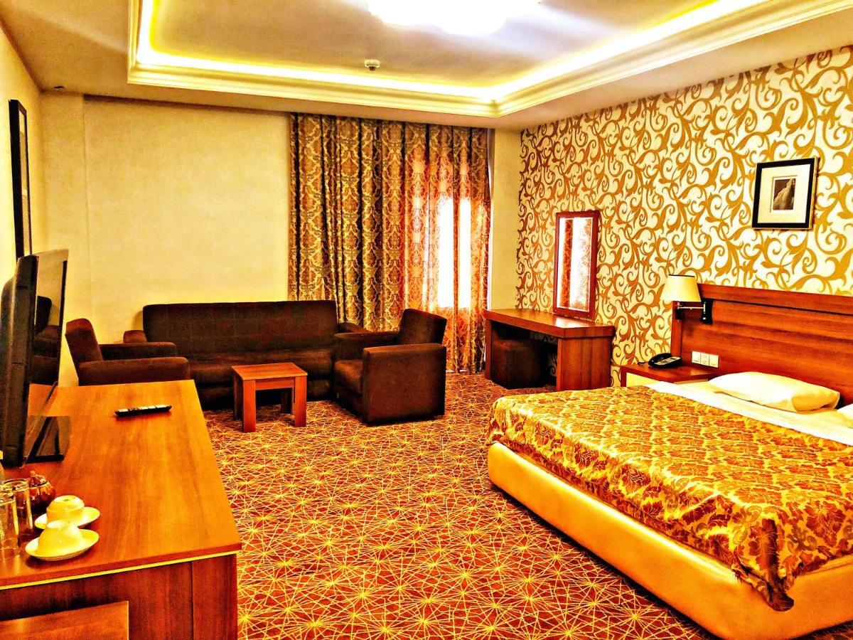 Mont Inn Hotel Baku Eksteriør bilde